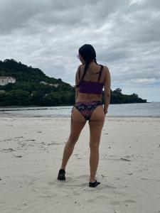 667895381: Chica busca chico en La Coruña