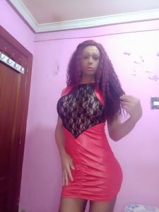 613930645: Transexual en León