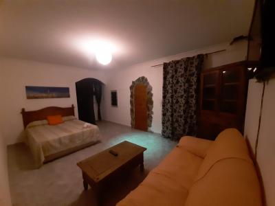 664349405:  en Cádiz