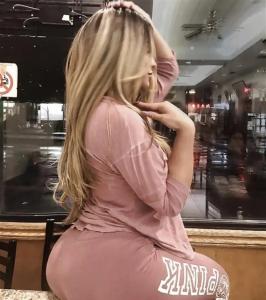 607063649: Chica busca chico en Lugo