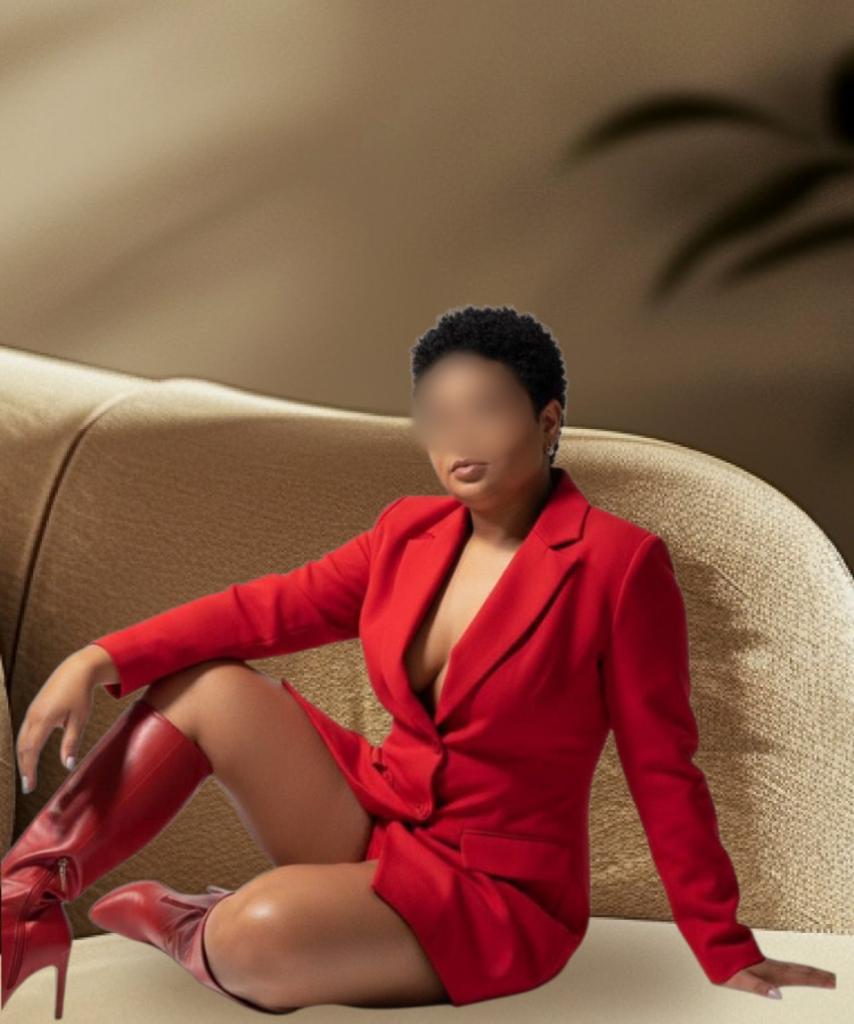 641457477: Chica busca chico en Murcia