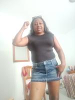 641010831: Chica busca chico en Sevilla