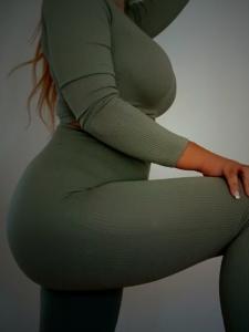 670026940: Chica busca chico en Valencia