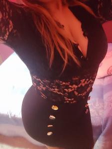 611436378: Chica busca chico en Granada