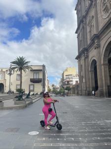 624406597: Chica busca chico en Las Palmas