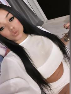 654353903: Chica busca chico en Ibiza