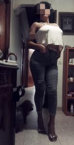 641466495: Chica busca chico en León