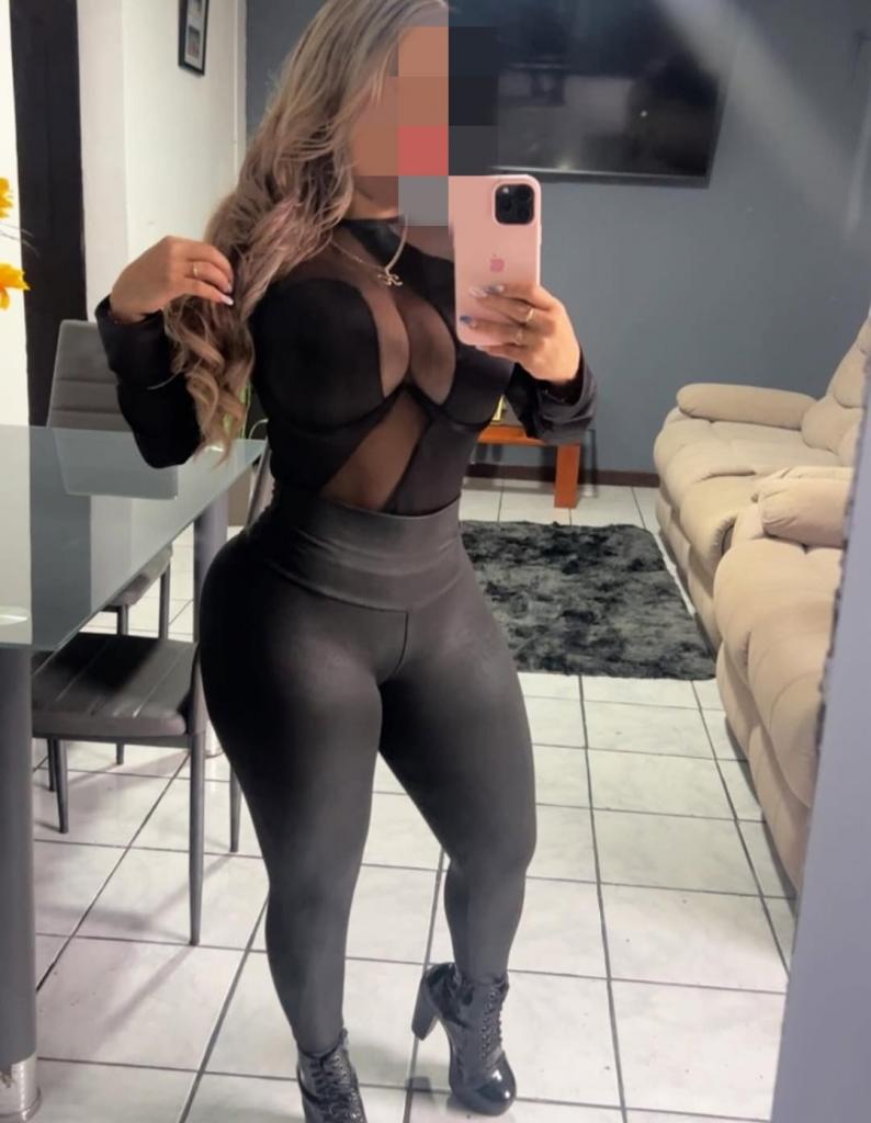 624518178: Chica busca chico en Lugo