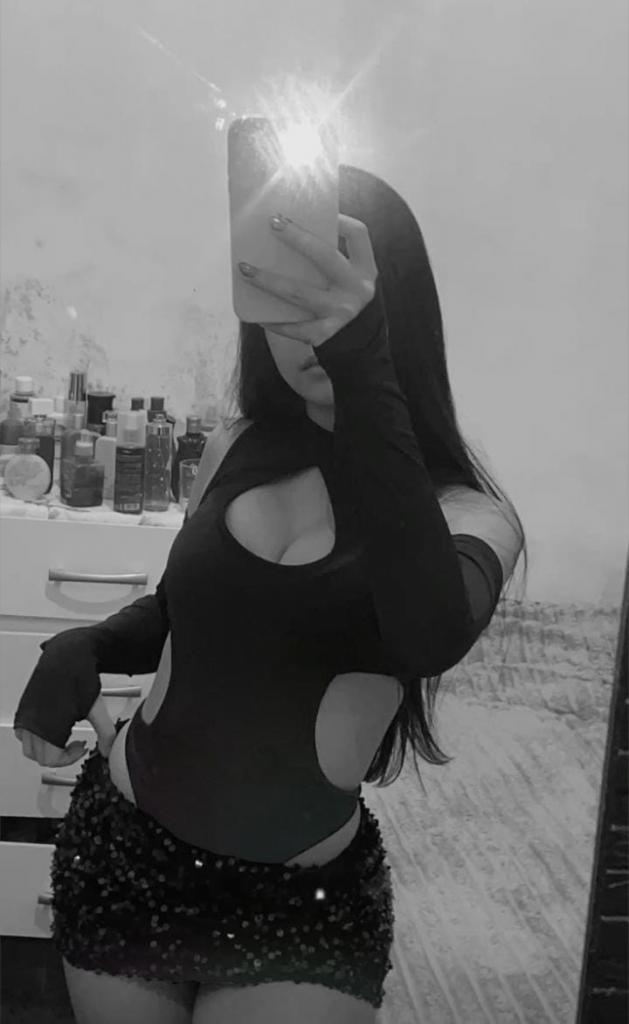 672425680: Chica busca chico en León