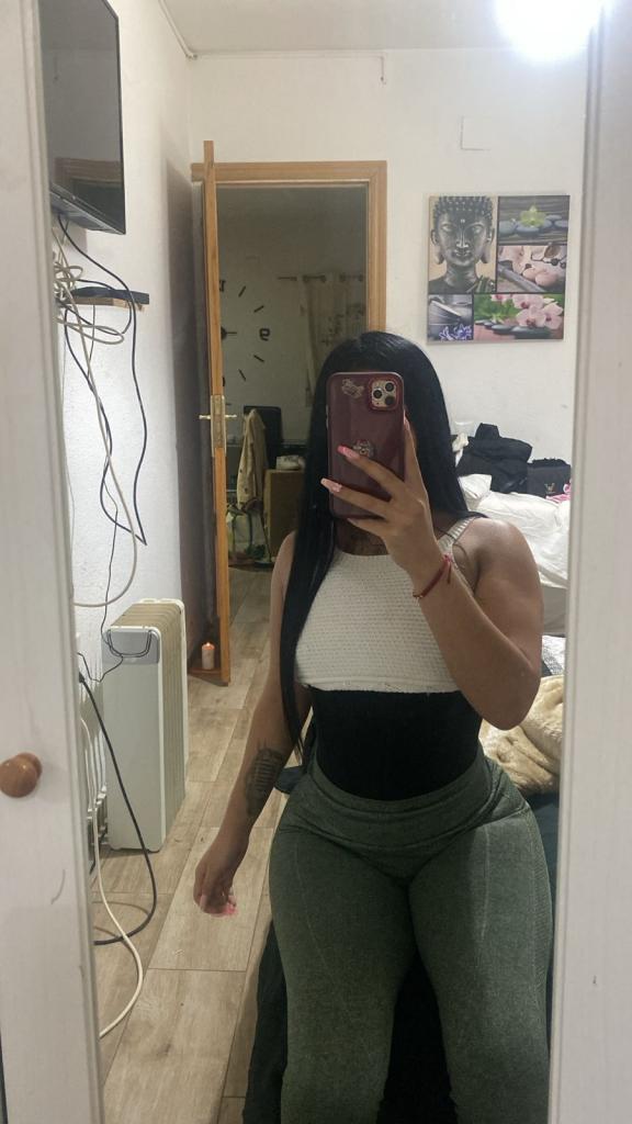 632278978: Chica busca chico en Madrid