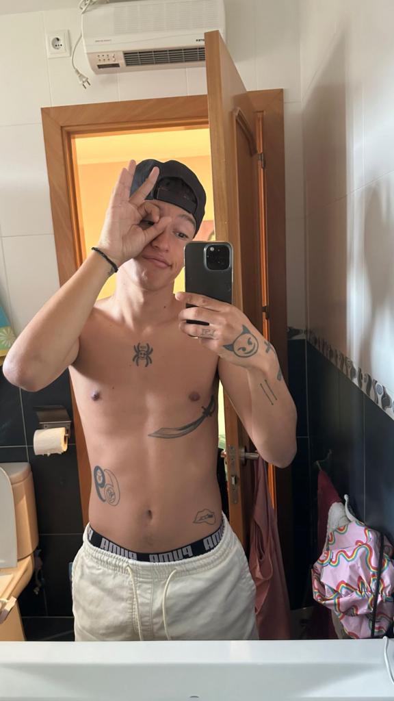 613056897: Chico busca chica en Mallorca