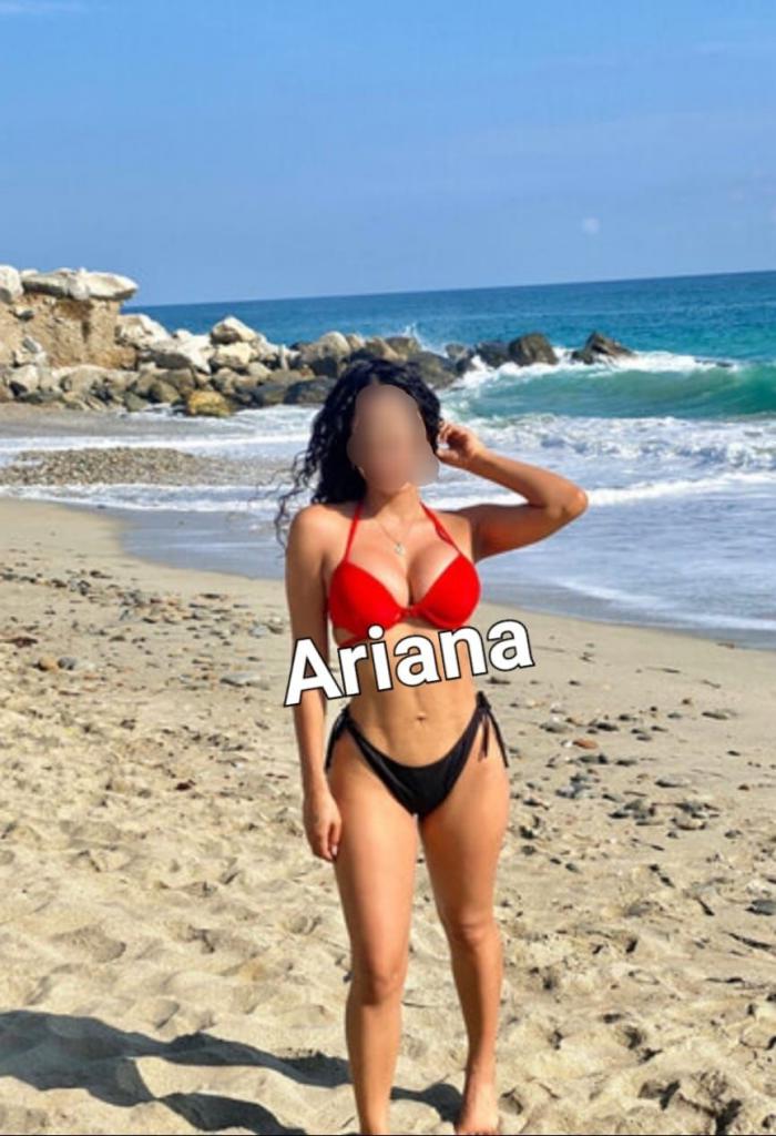 613804629: Chica busca chico en Barcelona