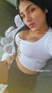 663689945: Chica busca chico en Valencia