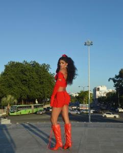 613308359: Transexual en Cádiz