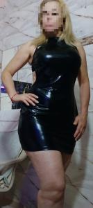 631029847: Chica busca chico en Gerona