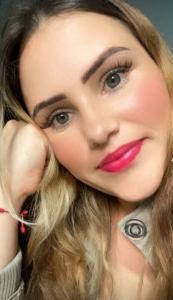 631086796: Chica busca chico en Barcelona