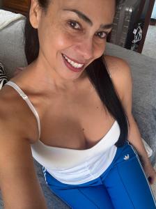 695296136: Chica busca chico en Alicante