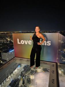 602612023: Chica busca chico en Almería