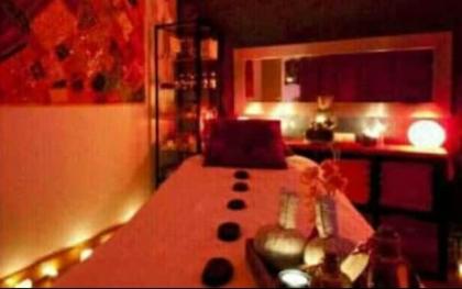 614562102: Chica busca chico en La Coruña