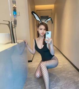 624962195: Chica busca chico en Zaragoza