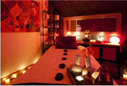 642808545: Chica busca chico en La Coruña