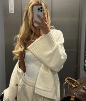 614818749: Chica busca chico en Sevilla