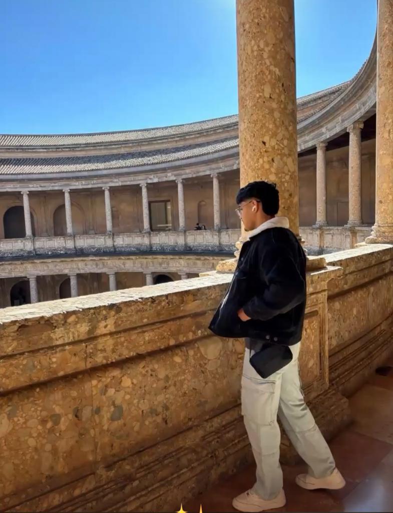 617950806: Chico busca chica en Granada