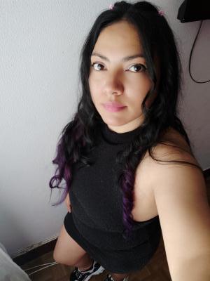 643370618: Chica busca chico en La Coruña