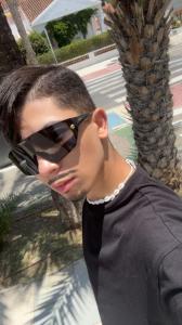 600683473: Chico busca chica en Granada