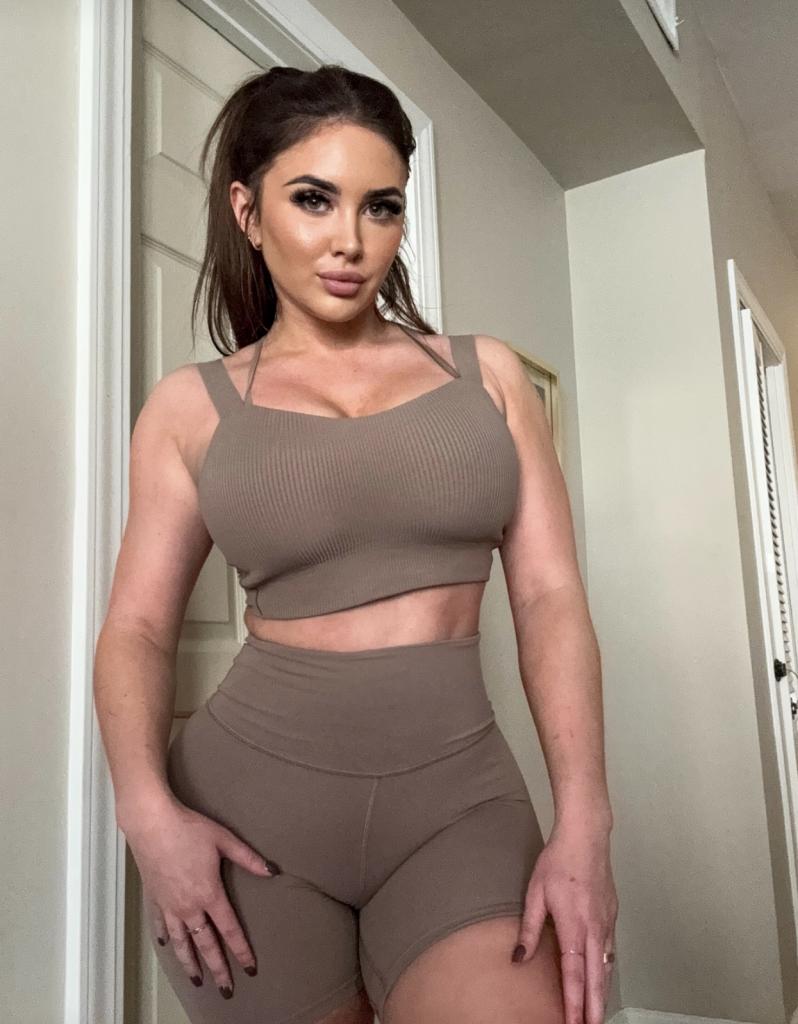 611355983: Chica busca chico en Almería