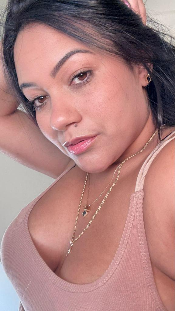 613947348: Chica busca chico en Asturias