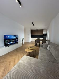 672909983:  en Alicante