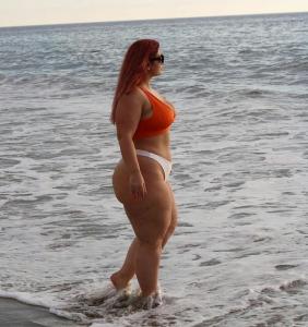 637439635: Chica busca chico en Málaga