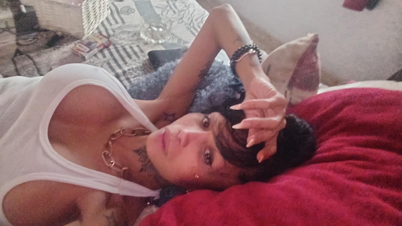 643465709: Chica busca chico en Almería