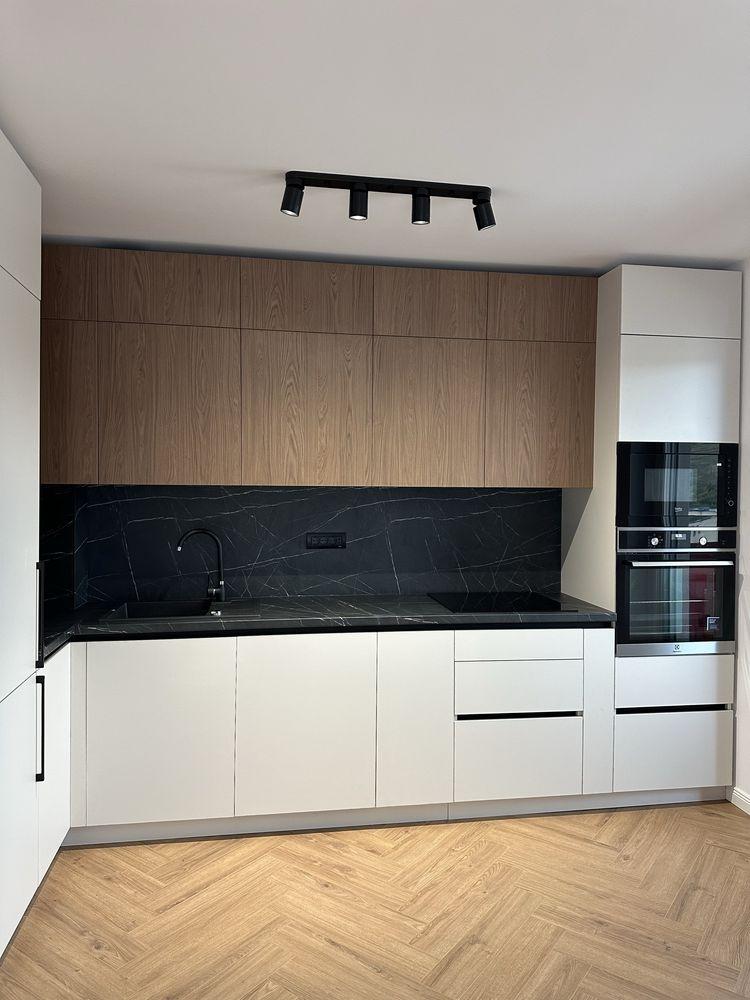 672909983:  en Alicante