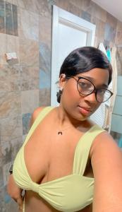 675642421: Chica busca chico en Cádiz