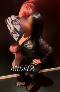 643958019: Chica busca chico en La Coruña