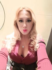 631251460: Transexual en Valencia