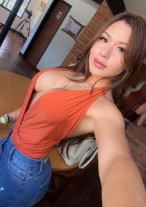 642770677: Chica busca chico en La Coruña