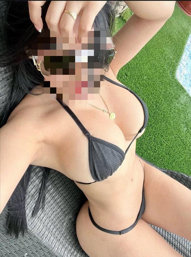 603312392: Chica busca chico en La Coruña