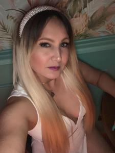 610692562: Chica busca chico en Córdoba
