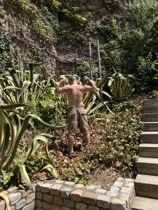 663526446: Chico busca chica en Barcelona