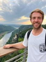 684797325: Chico busca chica en Barcelona