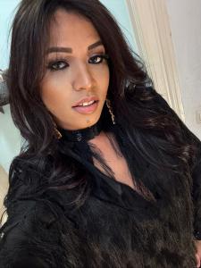 613975294: Transexual en Málaga