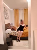 641541867: Chica busca chico en La Coruña