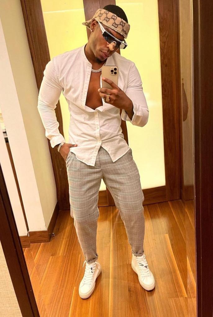 631036598: Chico busca chica en Gerona