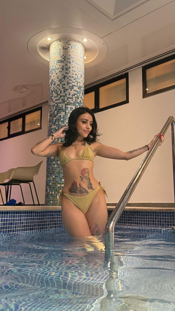 693021114: Chica busca chico en Mallorca