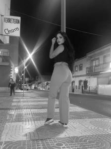 Chica busca chico en Almería: 