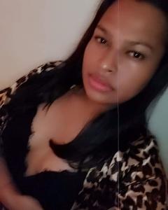 681190979: Chica busca chico en Madrid