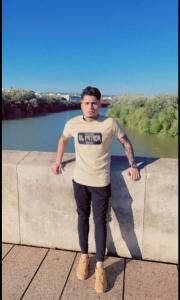 Chico busca chica en La Rioja: 